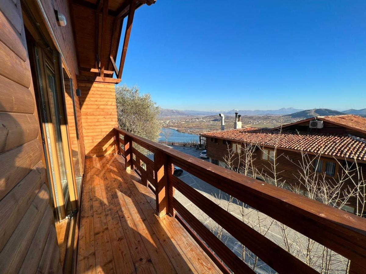 Hotel Wooden House Canaj Zewnętrze zdjęcie