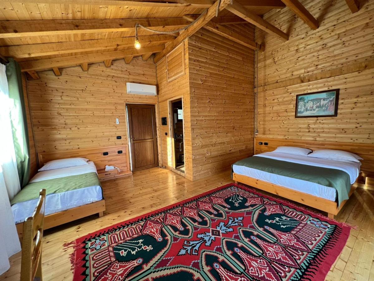 Hotel Wooden House Canaj Zewnętrze zdjęcie